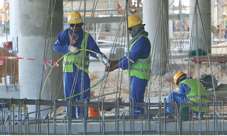 साउदीको श्रम कानूनमा सुधार : अब घर फर्कन र कम्पनी बदल्न रोजगारदाताको अनुमति नचाहिने