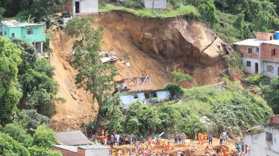 ब्राजिलमा बाढीबाट १४६ जनाको मृत्यु