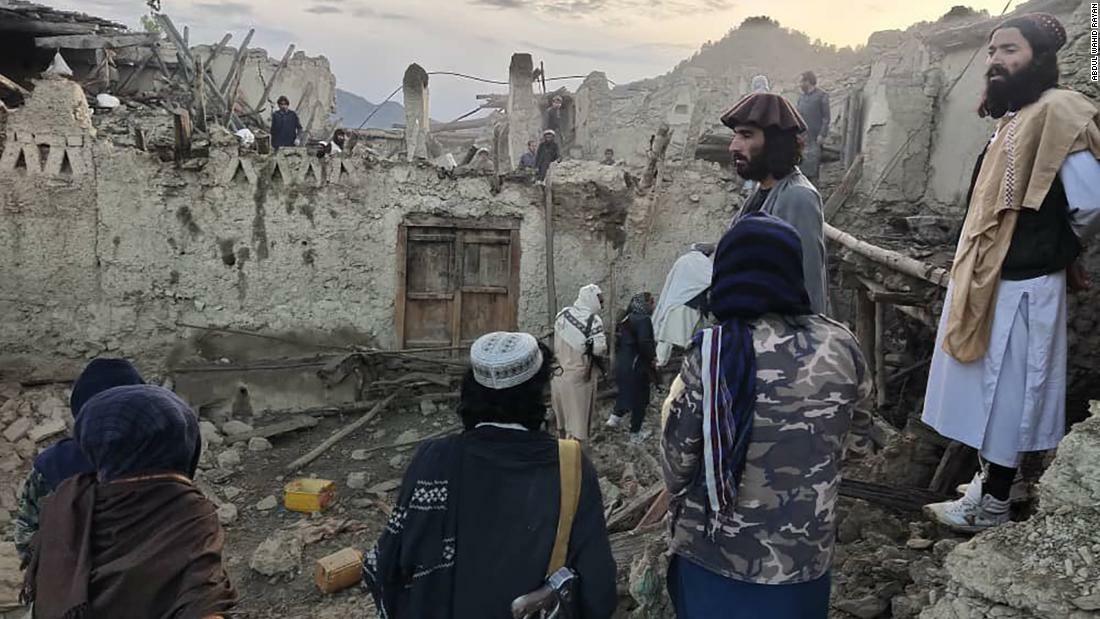 अफगानिस्तानमा ६ दशमलब १ म्याग्निच्युडको भूकम्प, कम्तीमा २५० जनाको मृत्यु