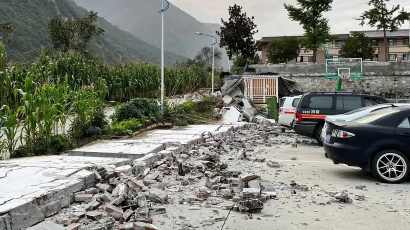 सिचुआन भूकम्पमा ७४ को मृत्यु