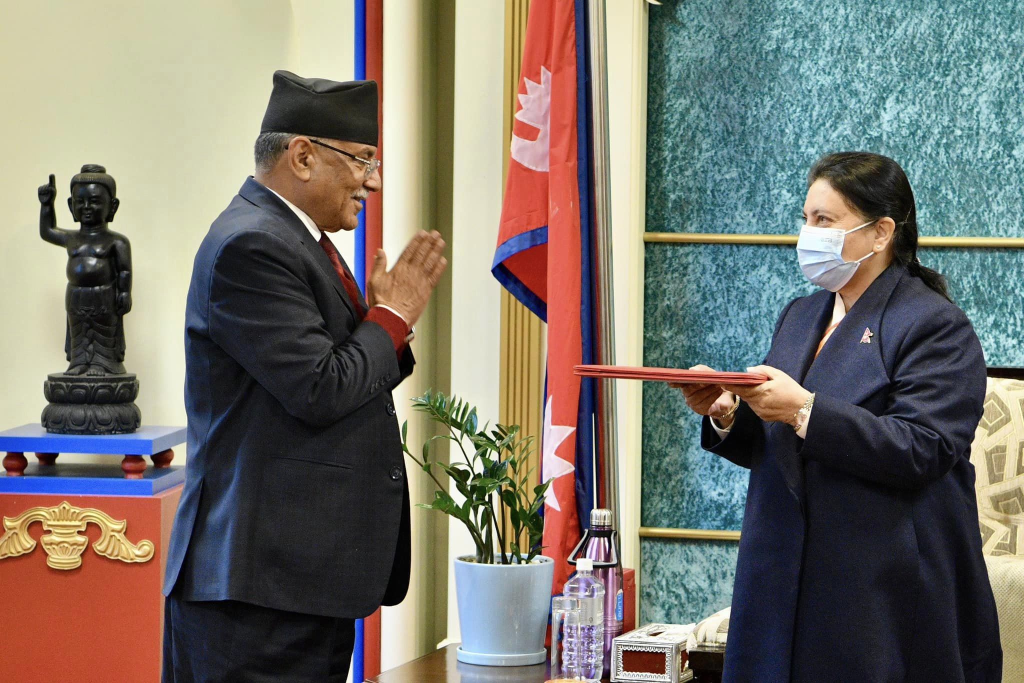 तेस्राेपटक प्रधानमन्त्री बने प्रचण्ड