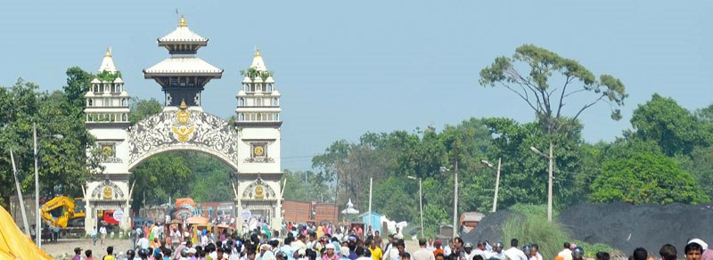 सीमापारि भीडभाड, वारी सुनसान