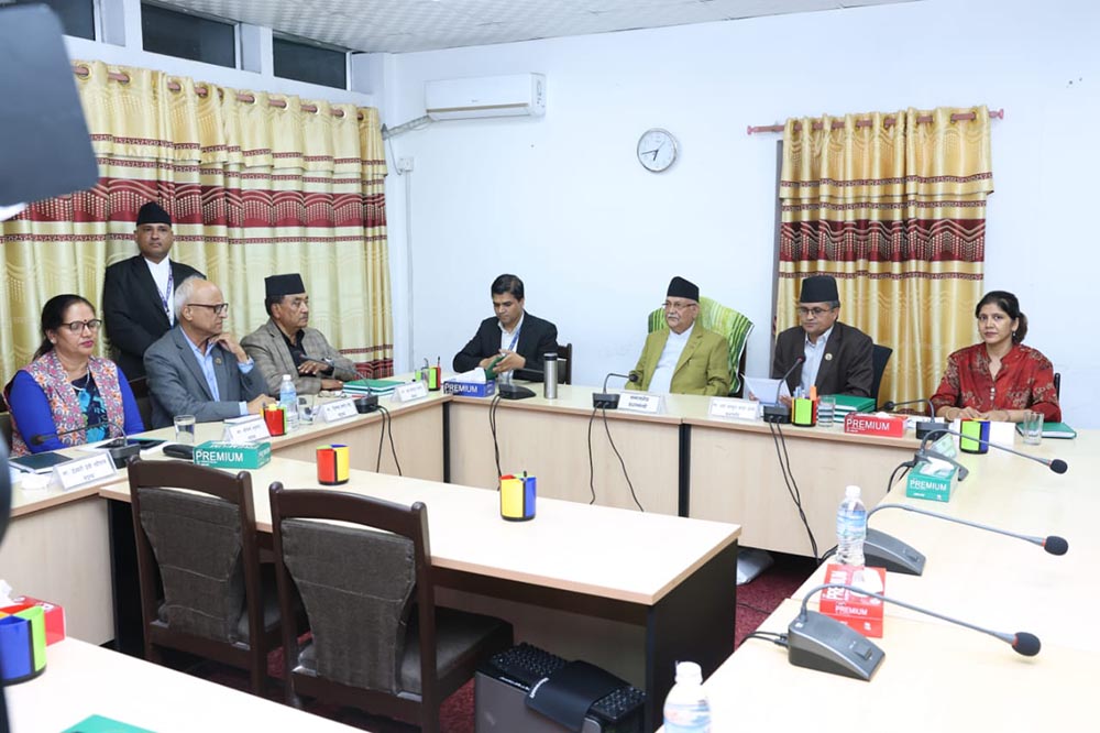 सहकारी ठगि छानबिन संसदीय छानबिन समितिमा प्रधानमन्त्री ओली